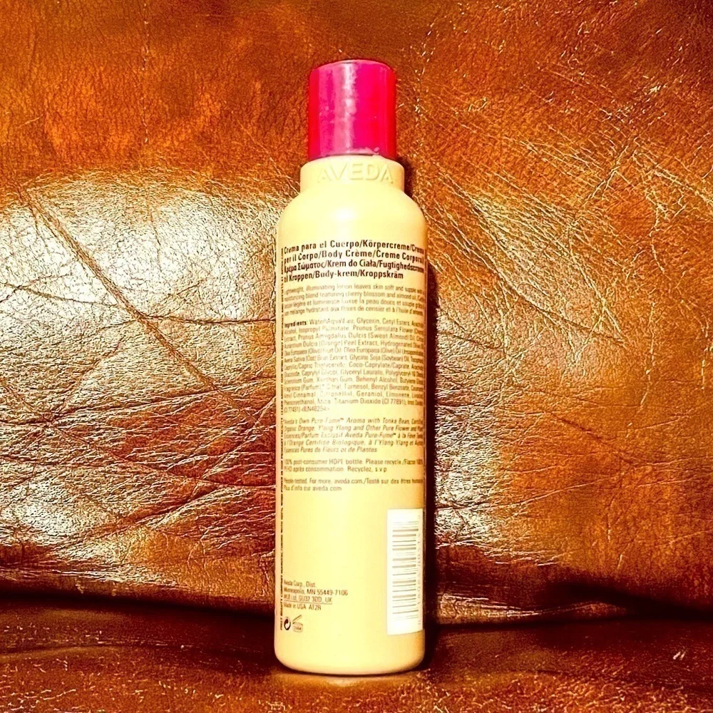 𝅺AVEDA cherry almond leave in conditioner 200 ml